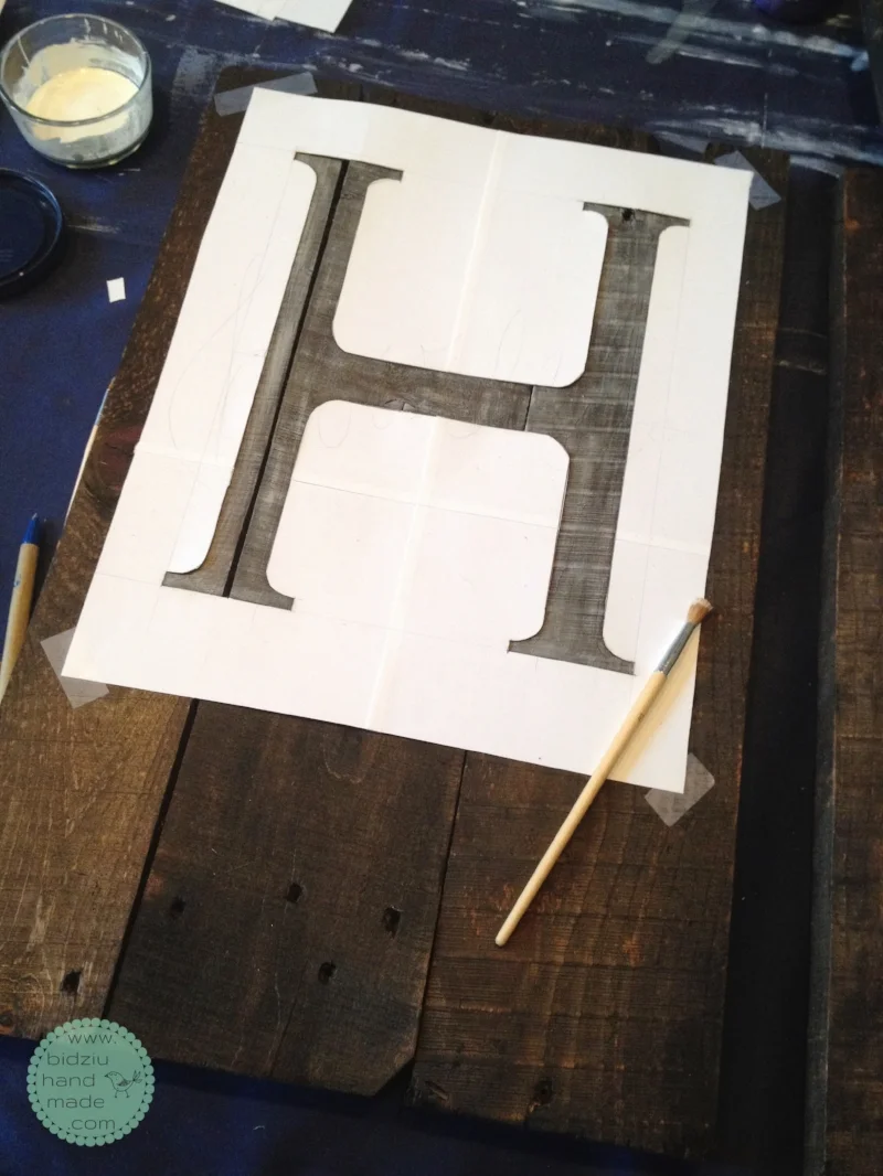 established sign, established family sign, reclaimed wood sign, rustic wood sign, rustic wood family sign, reclaimed pallet wood sign, pallet wood projects, family sign, wedding gift idea, house warming gift idea, custom made family sign, anniversary gift idea, newlyweds gift idea, handmade wood sign, handmade wedding gift, handmade family sign, bidziu handmade, bidziu hand made