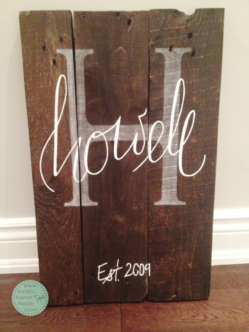 established sign, established family sign, reclaimed wood sign, rustic wood sign, rustic wood family sign, reclaimed pallet wood sign, pallet wood projects, family sign, wedding gift idea, house warming gift idea, custom made family sign, anniversary gift idea, newlyweds gift idea, handmade wood sign, handmade wedding gift, handmade family sign, bidziu handmade, bidziu hand made