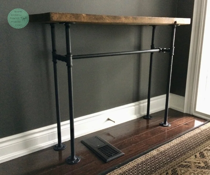 DIY industrial pipe table, DIY industrial pipe furniture, DIY pipe table, DIY modern console table, DIY modern table, DIY furniture, industrial pipe furniture, pipe table, DIY rustic furniture, DIY rustic table, DIY modern furniture, DIY rustic furniture, DIY pipe projects, DIY home reno, DIY home projects, DIY projects, unique accent table, bidziu handmade, bidziuhandmade