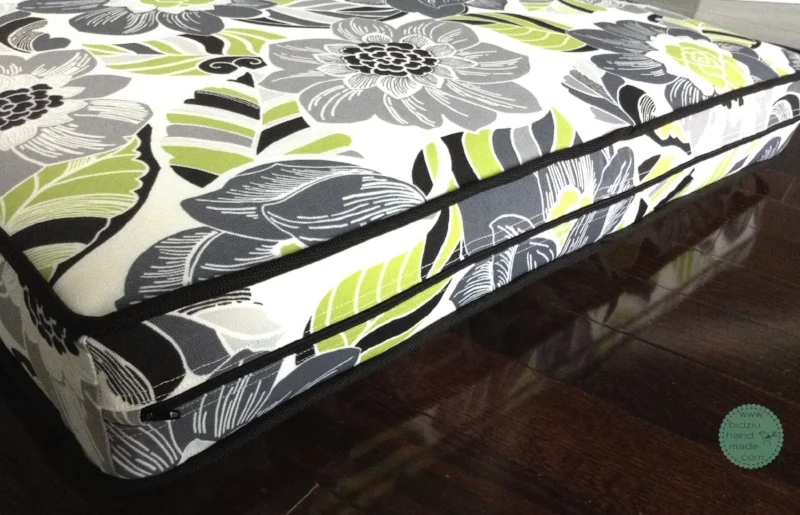 custom made patio furniture cushions, custom made slip covers, trendy patio furniture cushions, floral print patio furniture cushions, patio furniture cushions with piping, cushions with piping, trendy cushions, foam cushions for patio, foam pa…