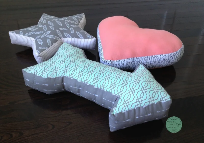 heart star arrow pillows, decorative pillows, decorative throw pillows, nursery decor, modern nursery decor, trendy nursery decor, girls' nursery decor, girls' nursery, toddler room decor, coral mint and gray colour scheme, coral mint and gray room, coral room decor, coral room, mint room decor, mint room, gray room decor, grey room decor, gray room, grey room, unique throw pillows, DIY throw pillows, modern home decor, trendy home decor, bidziu handmade, bidziuhandmade