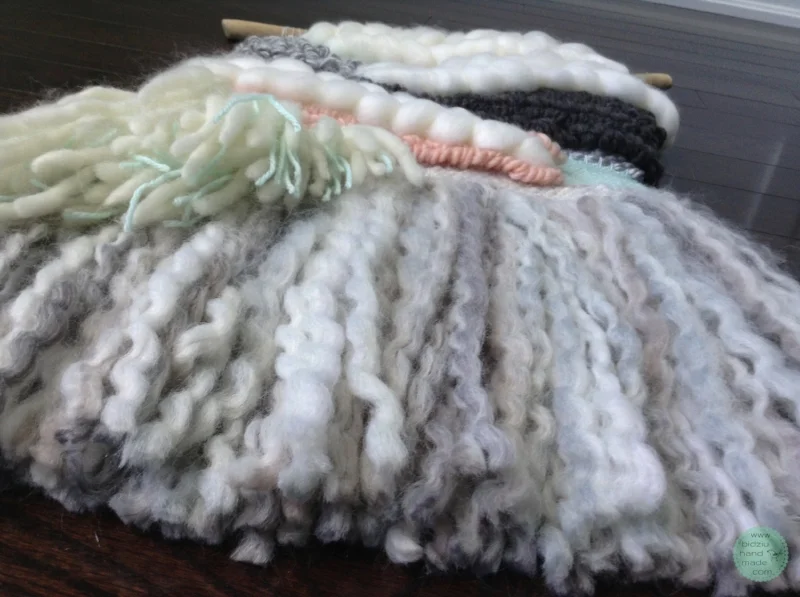 DIY loom, DIY woven wall hanging, DIY weaving, woven wall hanging, trendy room decor, trendy home decor, trendy home accessories, wall decoration, DIY wall decoration, woven wall decoration, yarn project, DIY yarn project, handmade, handmade wall decoration, handmade home decor, custom made, custom made wall hanging, custom made woven wall hanging, bidziuhandmade, bidziu handmade