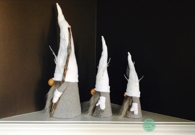 handmade gnomes, winter gnomes, Nordic gnomes, DIY gnomes, handmade Nordic gnomes, winter characters, winter santa, gnome santa, silver and white gnomes, rustic santa, handmade rustic santa, rustic Christmas decor, holiday gnomes, handmade gnome, winter gnome, holiday gnome, white and silver Christmas, white and silver holiday, white and silver Christmas decoration, krasnoludki, krasnoludki zimowe, bidziu handmade, bidziuhandmade