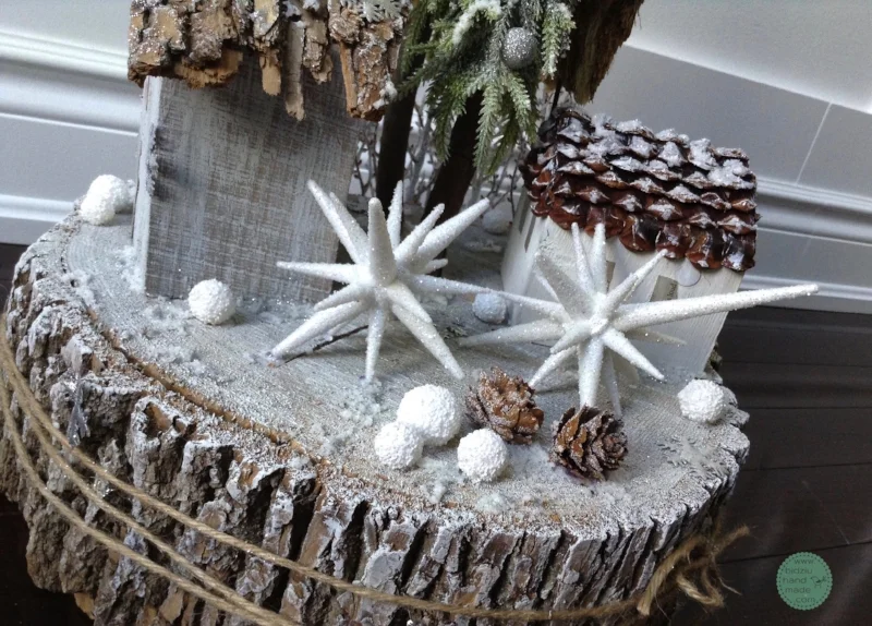 table centrepiece, handmade table centrepiece, rustic centrepiece, rustic Christmas centrepiece, rustic winter centrepiece, rustic holiday centrepiece, rustic home decor, rustic Christmas decor, rustic winter decor, rustic holiday decor, rustic, holiday, Christmas, winter, white home decor, white Christmas, reclaimed wood projects, modern home decor, modern Christmas, modern Christmas centrepiece, modern Christmas table, modern Christmas decor, modern winter decor, modern winter decoration, modern holiday, modern holiday decor, modern holiday decoration, handmade Christmas, handmade Christmas decor, handmade Christmas decoration, handmade winter decoration, handmade holiday decoration, handmade home, handmade home accessories, unique home decor, unique home decoration, unique Christmas, wood project, upcycled pallet wood, reclaimed wood project, reclaimed pallet project, pallet wood project ideas, bidziu handmade, bidziuhandmade