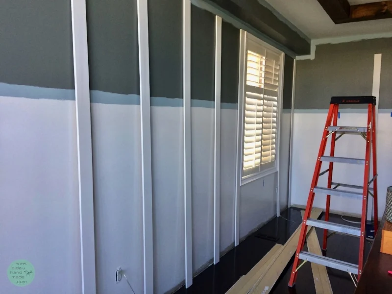 DIY wainscoting, modern wainscoting, modern wall decor, modern home, DIY home, DIY home projects, DIY home renovation projects, DIY projects, home renovation, home renovation project, modernizing your home, DIY modern home decor, modern home decor, handy woman projects, home projects, cool home projects, must-have home projects, wood working projects, dining room wainscoting, wainscoting in dining room, rectangular wainscoting, simple wainscoting, modern dining room, modern dining room decor, dining room decor, white wainscoting, wainscoting ideas, wainscoting in the home, how to wainscoting, wainscoting tutorial, wainscoting DIY tutorial, how to create drama in a room, dramatic dining room, bright and airy dining room, bidziu handmade, bidziuhandmade