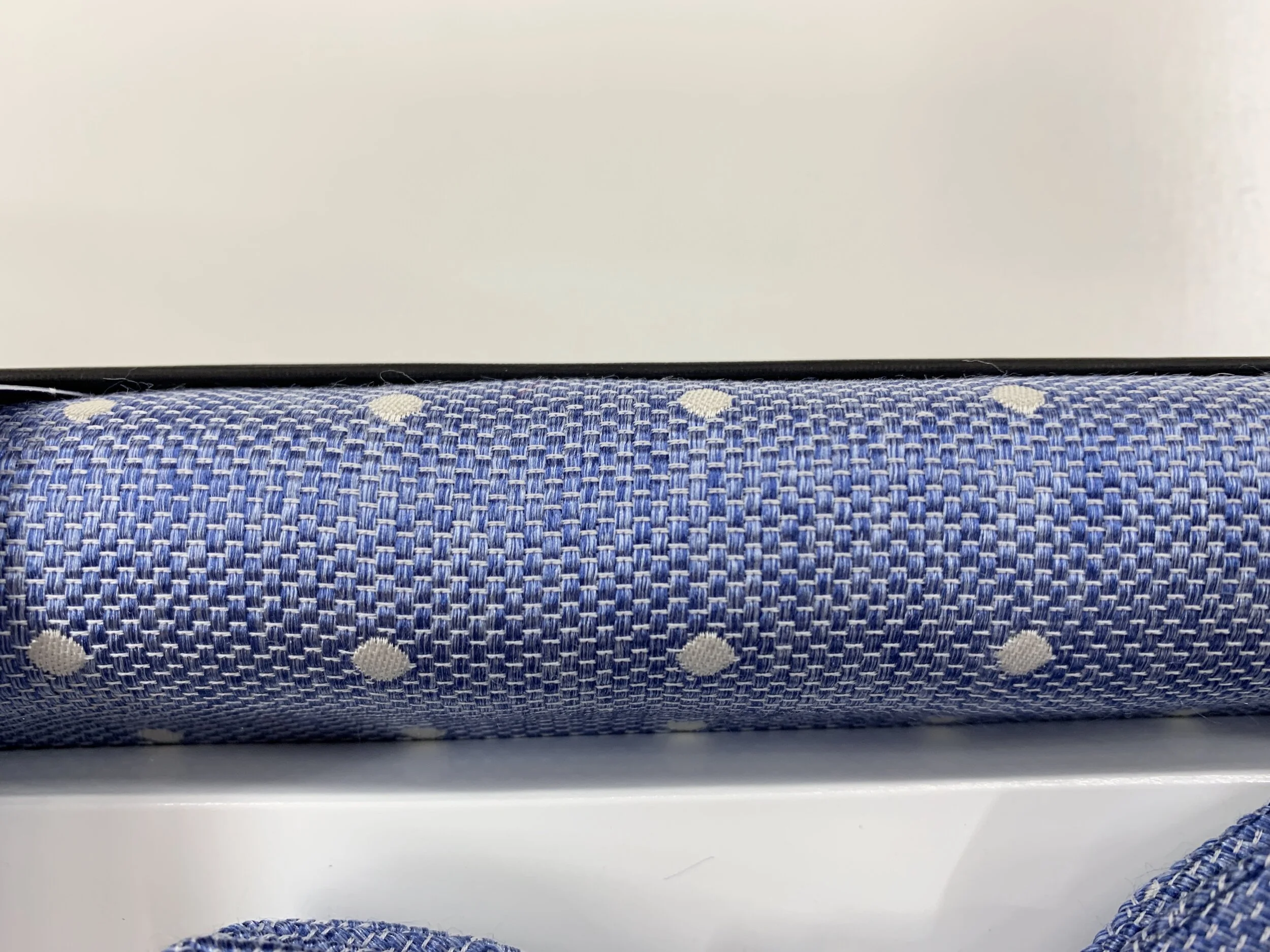 D725DC37-1369-469E-ACA2-1AF60C164711