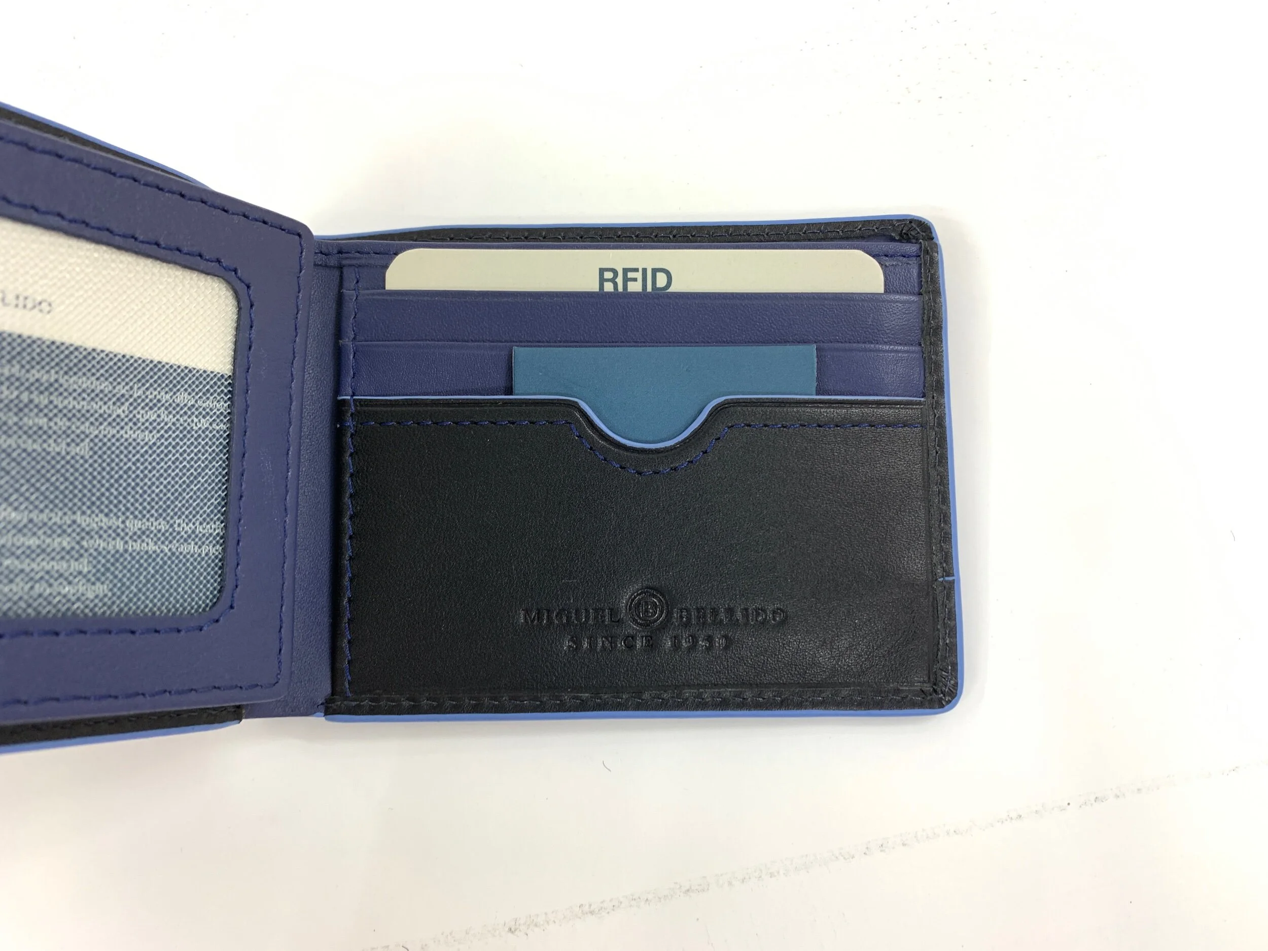 5ABA0513-330C-4ADF-AB59-593A345043EF