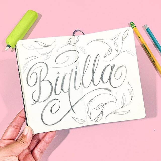 One of my most recent favorite fonts, Bigilla, love the swashes and how elegant and tall these letterforms are 💕. Font by @jeremie_gthr .
.
.
. .
#typedesign #typographydesign #typographylettering #strengthinletters #sketch #procreatedrawing #procre