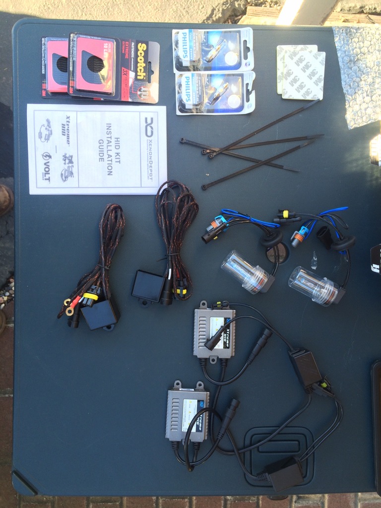 Everything laid out (including the fuses, which I didn't use)
