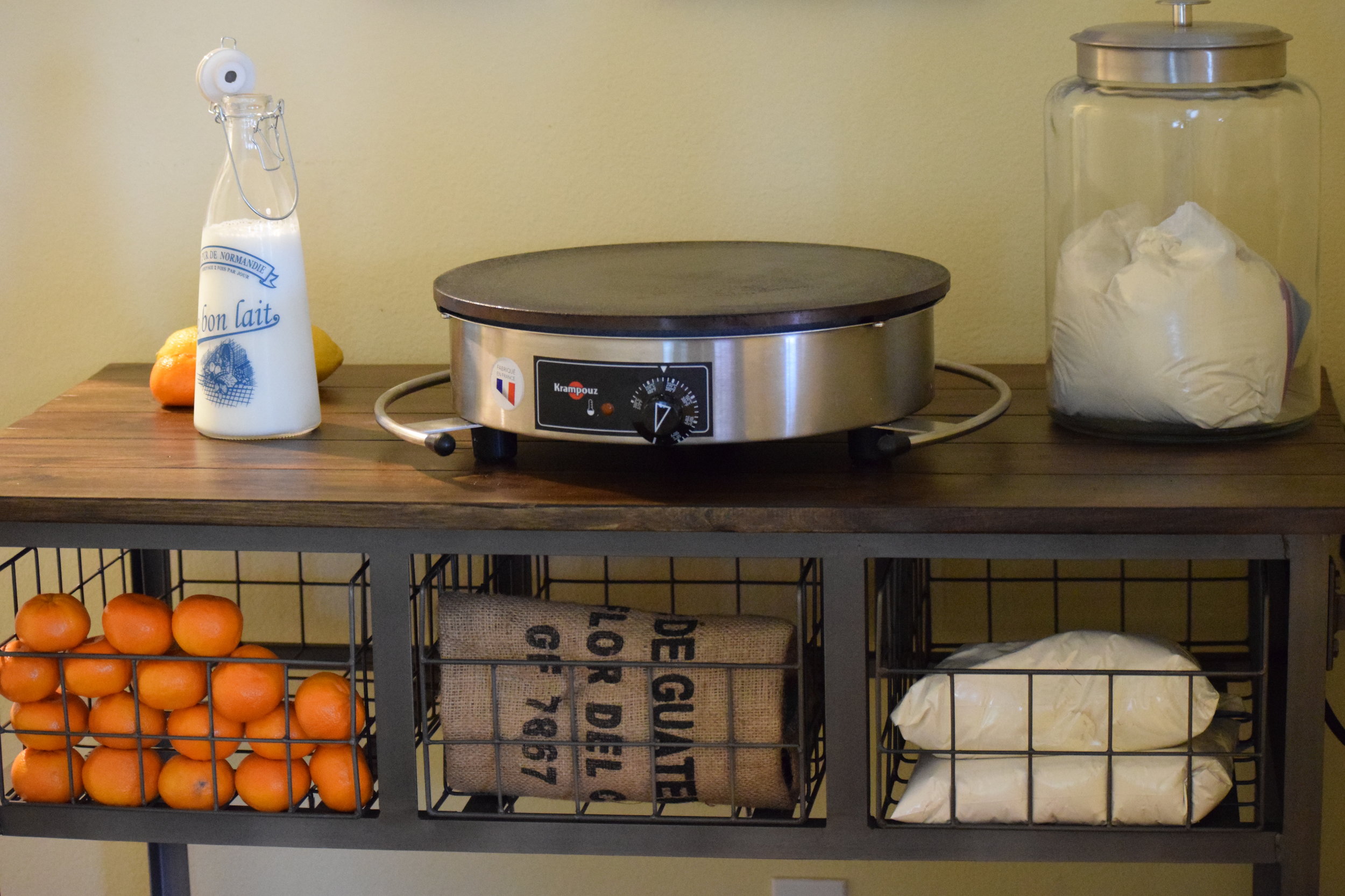 Copy of Authentic French crepes and custom coffee, espresso and cappuccino caterers serving Ventura, Santa Barbara and Los Angeles counties