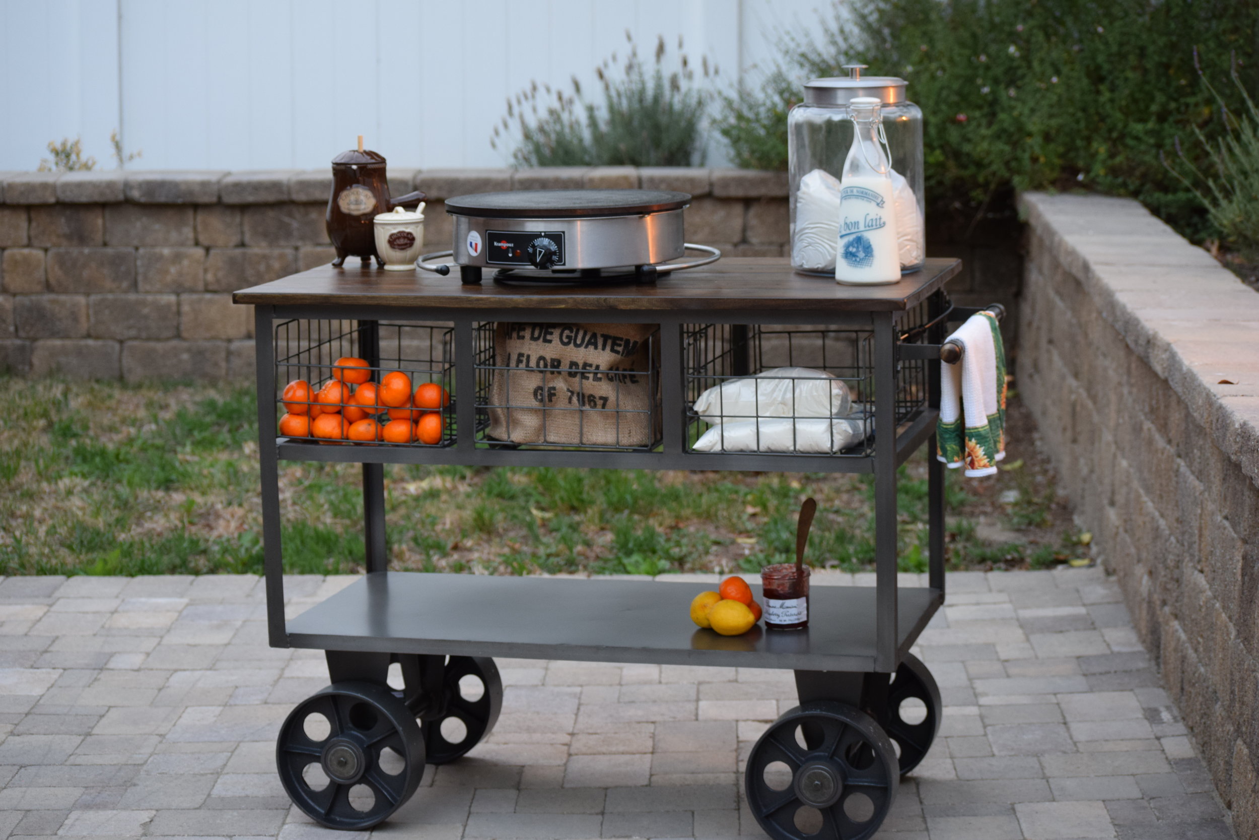 Copy of Authentic French crêpes and custom coffee, espresso and cappuccino catering serving Ventura, Santa Barbara and Los Angeles counties