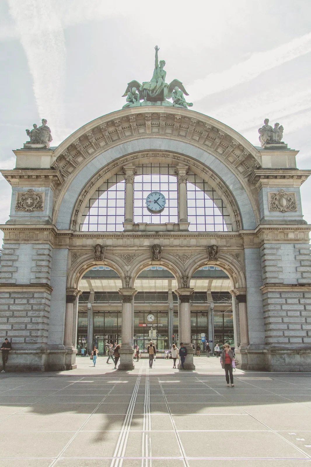 Lucerne + Geneva + Leysin | Switzerland {Visuals}