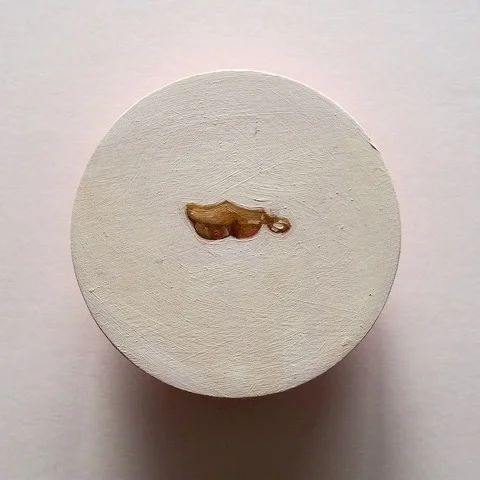 GOST_Naomi Zouwer-gold clog pendant_small.jpg