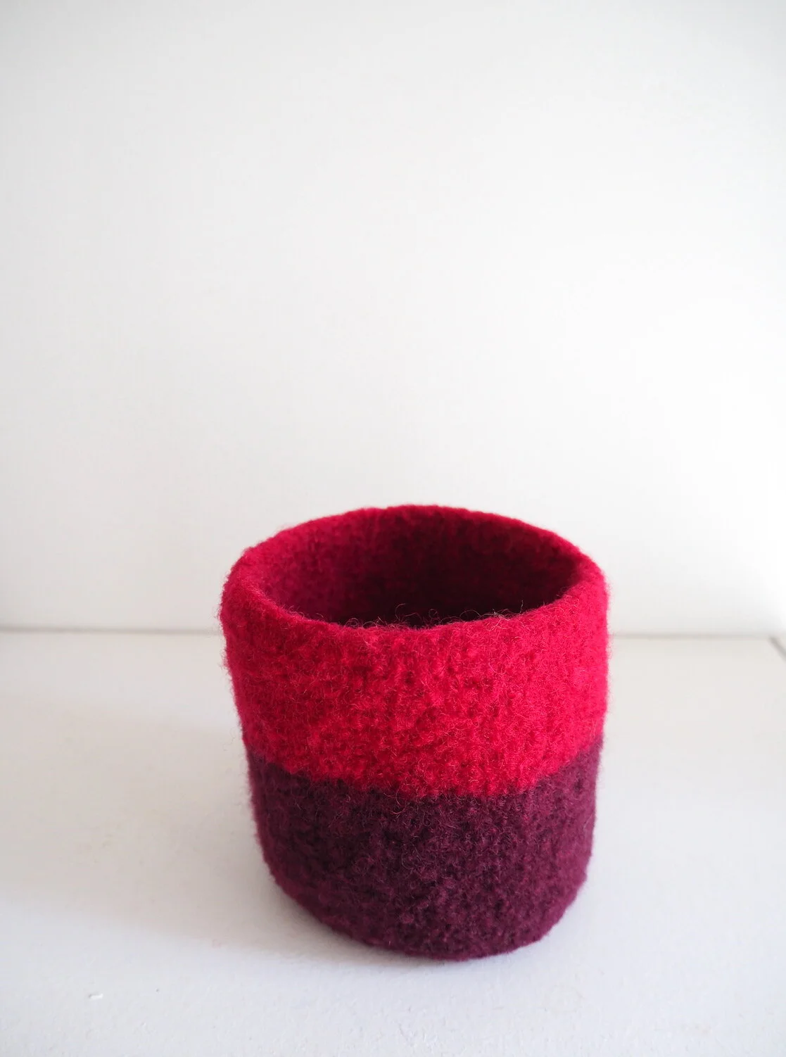 34. GOST_dot design_red range with burgundy body_low res_M.jpg