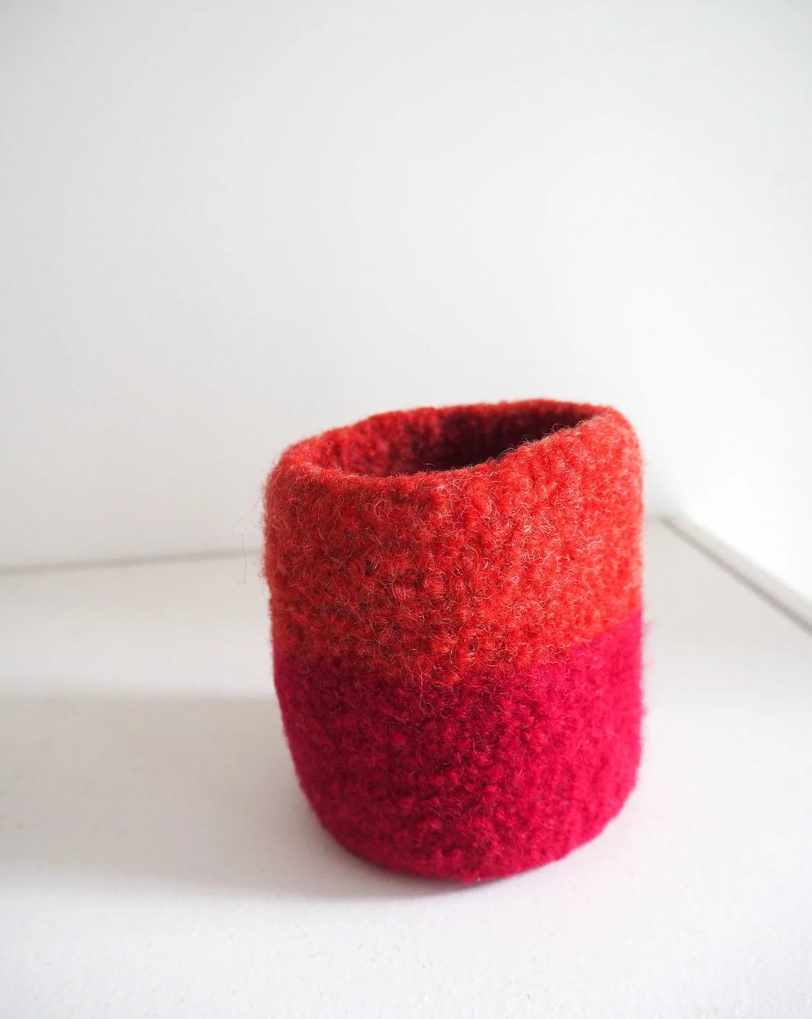 37. GOST_dot design_red range with pale tomato red rim_low res_SM.jpg