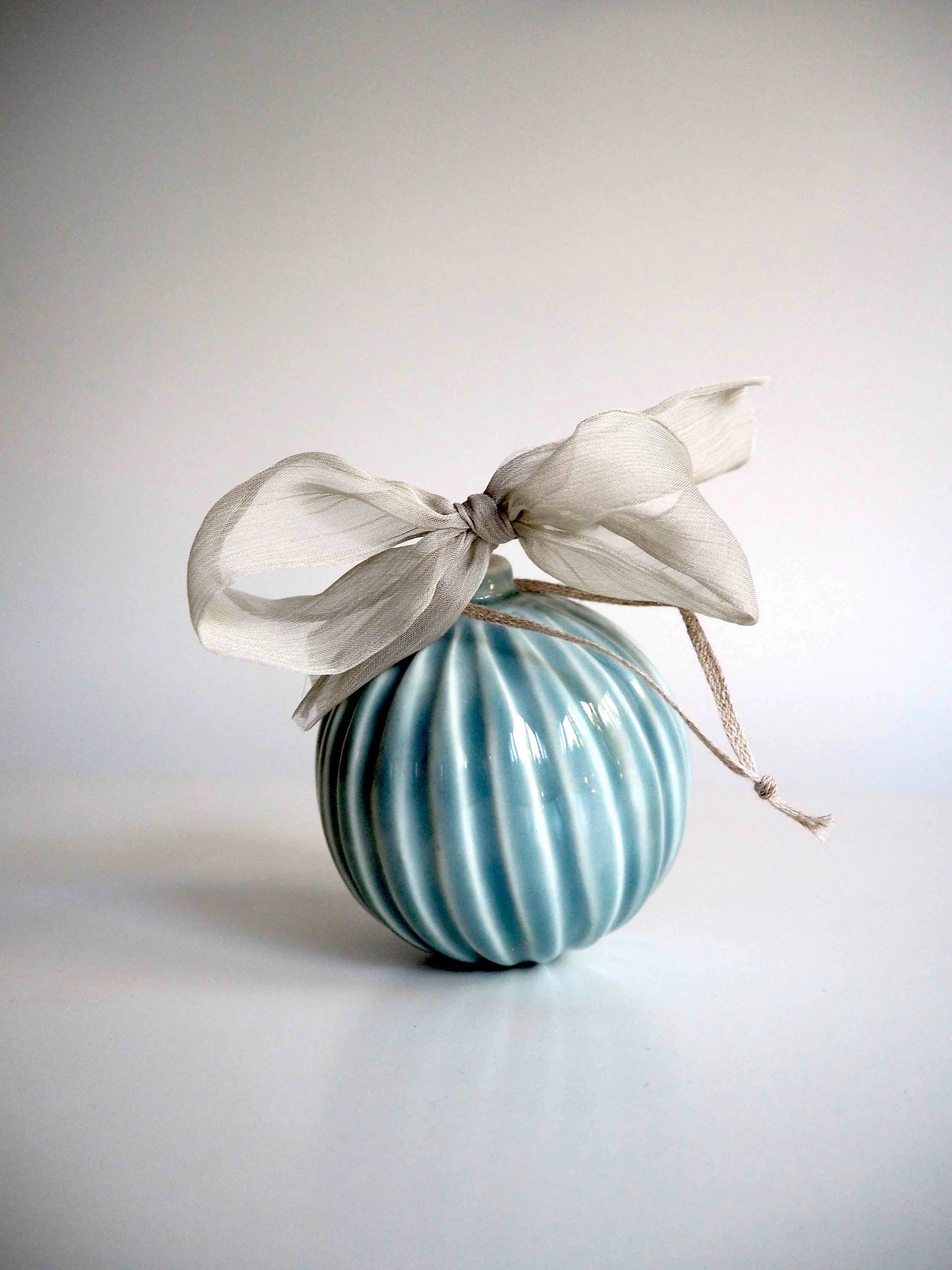 GOST_Lucy Ings_Bauble blue simple carved pattern_low res.jpg