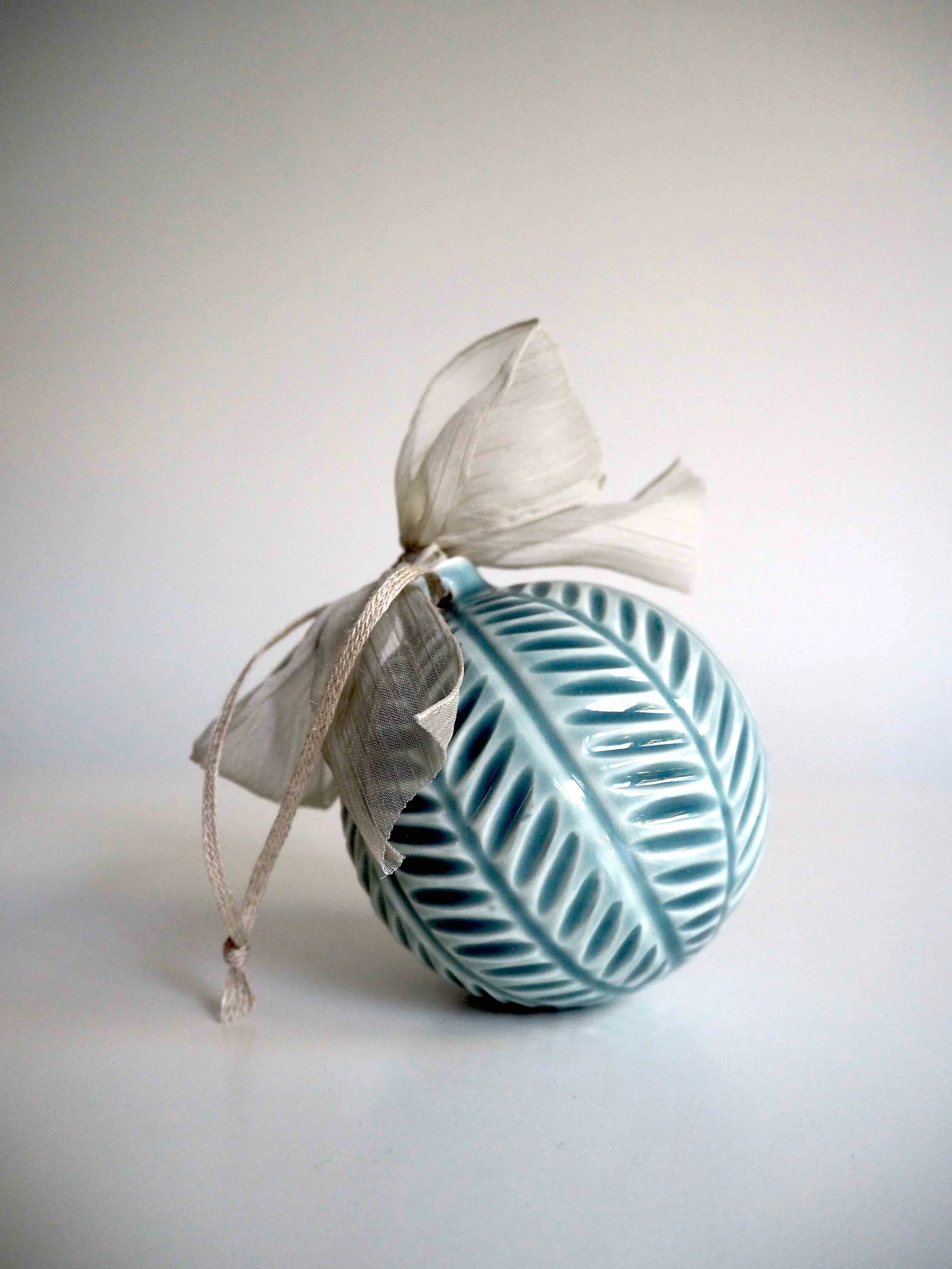 GOST_Lucy Ings_Bauble blue zig zag carved pattern_low res.jpg