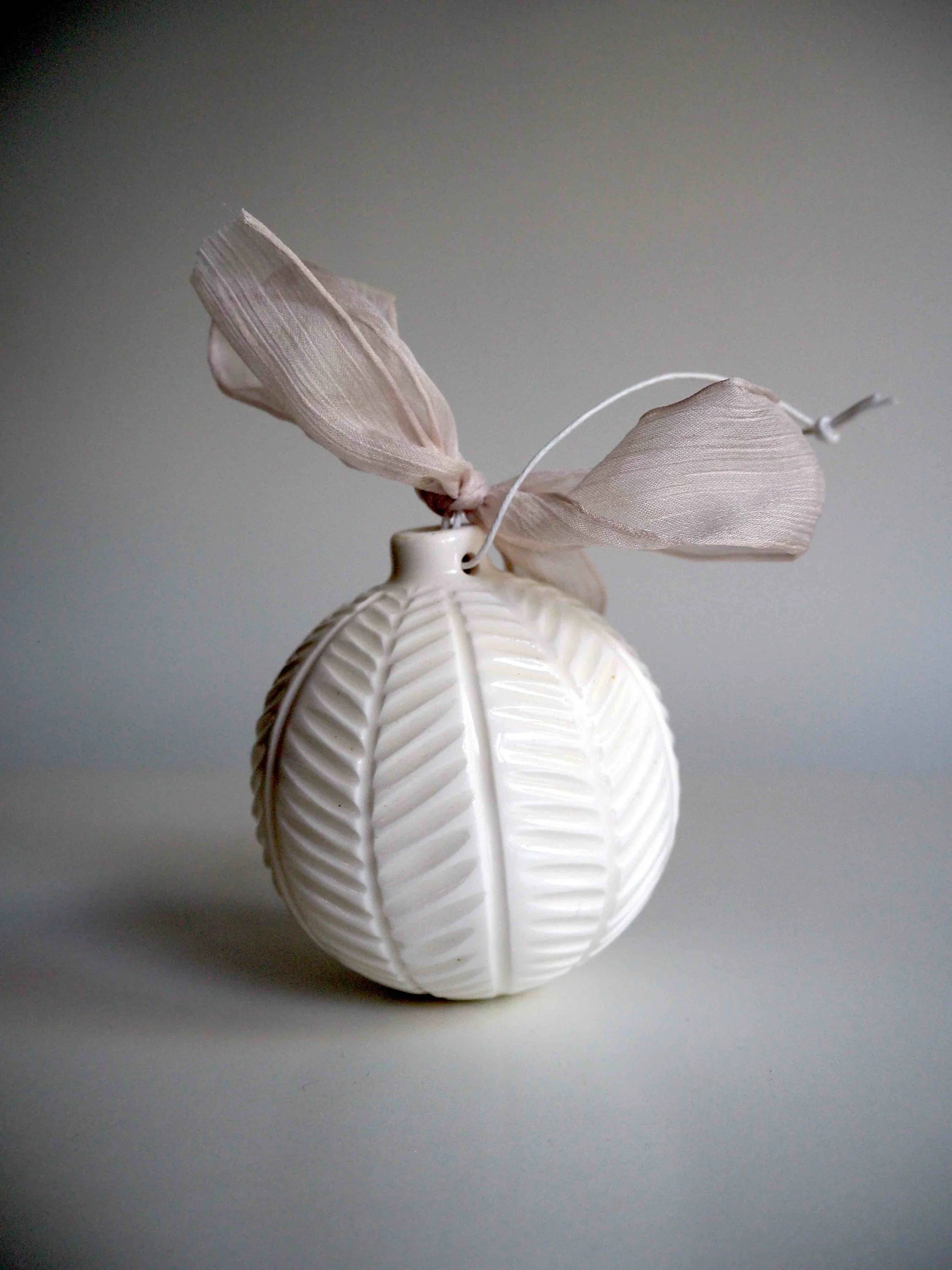 GOST_Lucy Ings_Bauble cream:white carved diamond pattern_low res.jpg