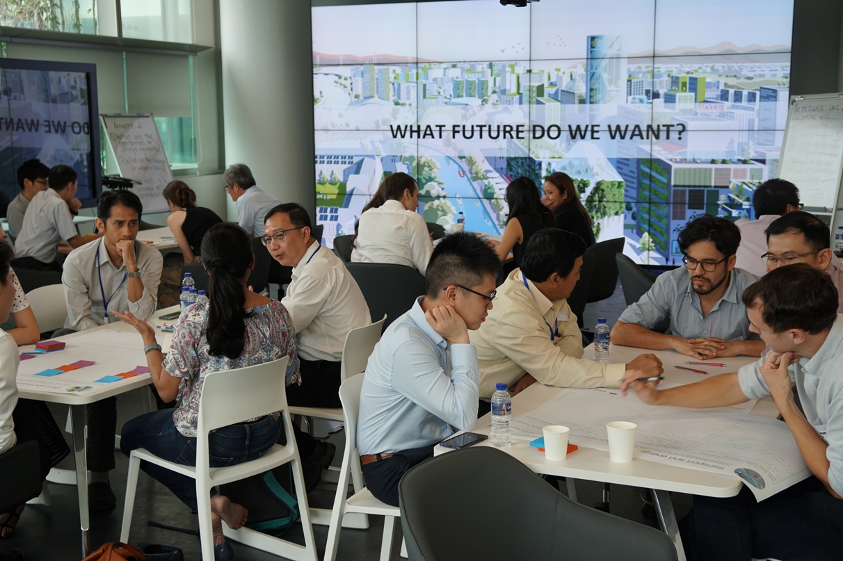 Fig 6. Workshop #2 - UHI task force and Cooling Singapore researcher discussion during the 3rd workshop