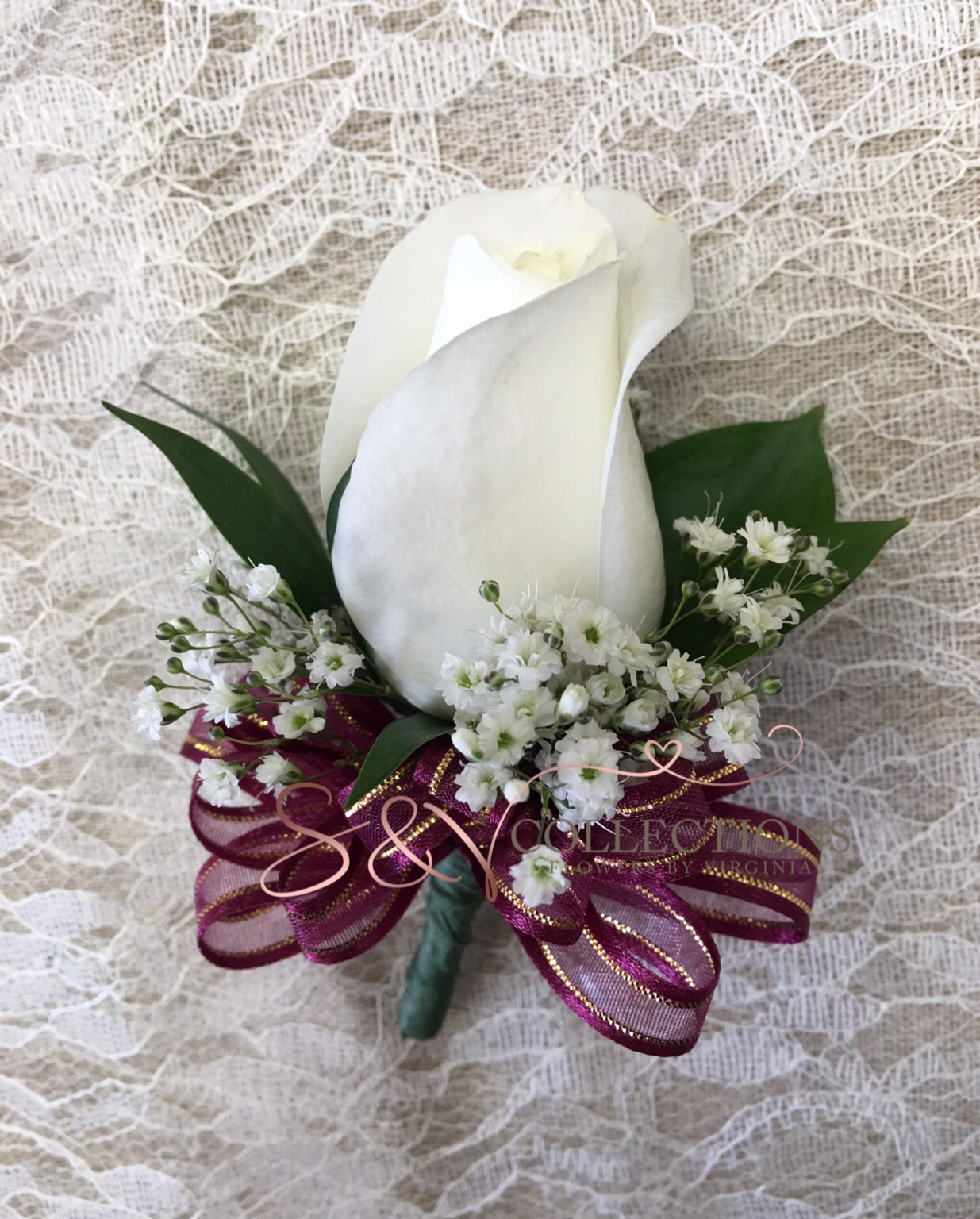 Single Rose Boutonnière