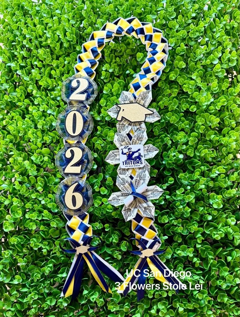 UC- University of California Open Stole Style Money Graduation Lei