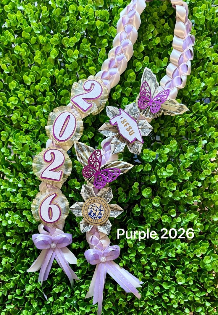 Personalized Money Graduation Ribbon Lei