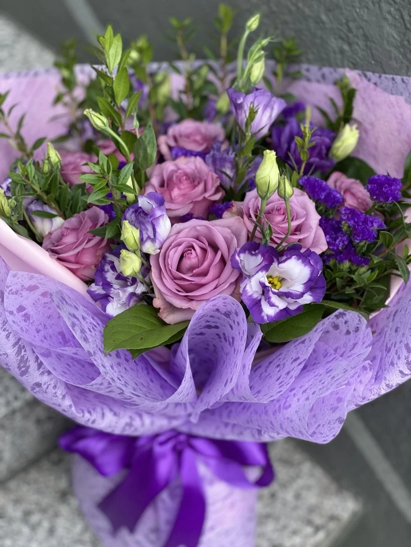 Enchanting Purple Roses Bouquet