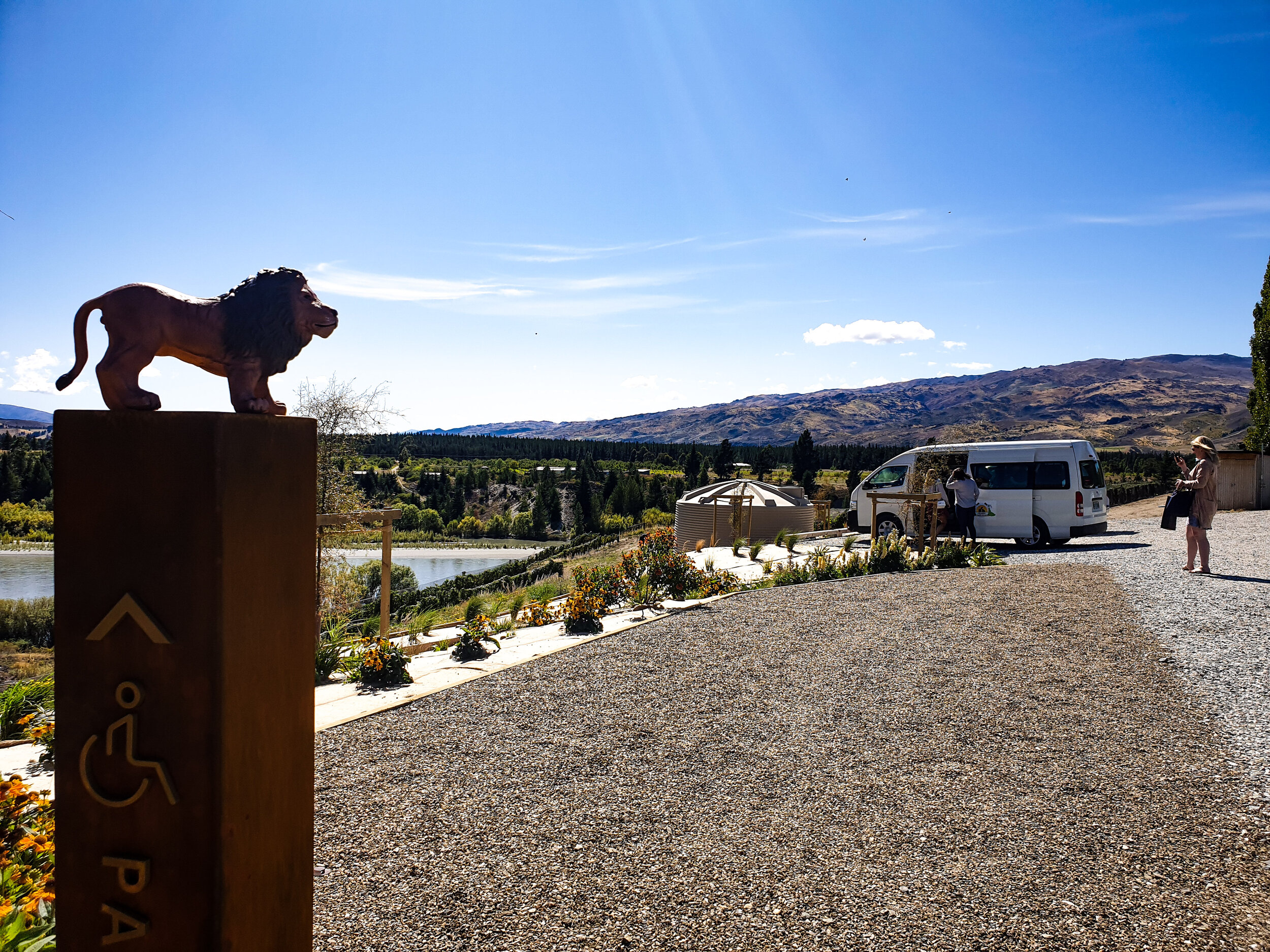 Wine tasting and lunch at Te Kano in Bannockburn, Central Otago.