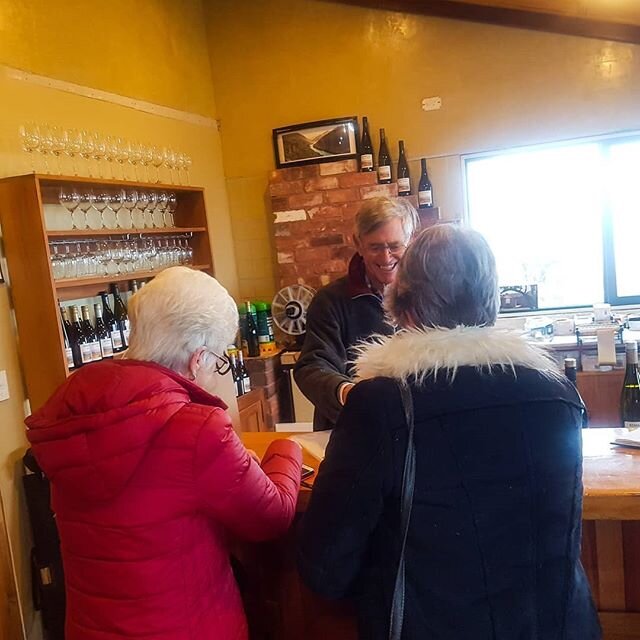 It may be a high of 1&deg;C outside today, but all the tasting rooms are warm &amp; toasty inside with a very warm reception from their hosts! Great to see kiwis out supporting local! 👏👏👏 #localtouristoperator #supportnzbusiness #supportlocalnz .
