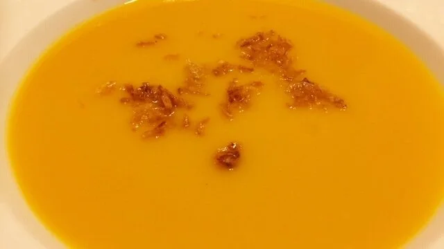 Soepje van pompoen en zoete aardappel