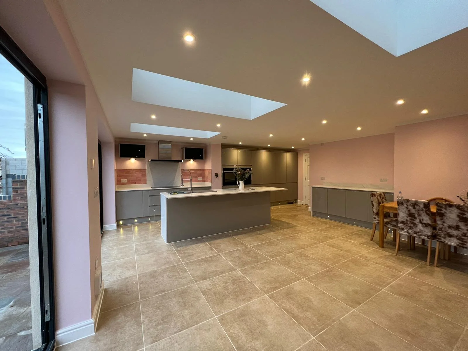 184 Botley Road - 1.JPG