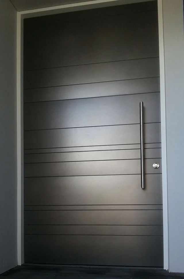 minimalist-black-front-door.jpg