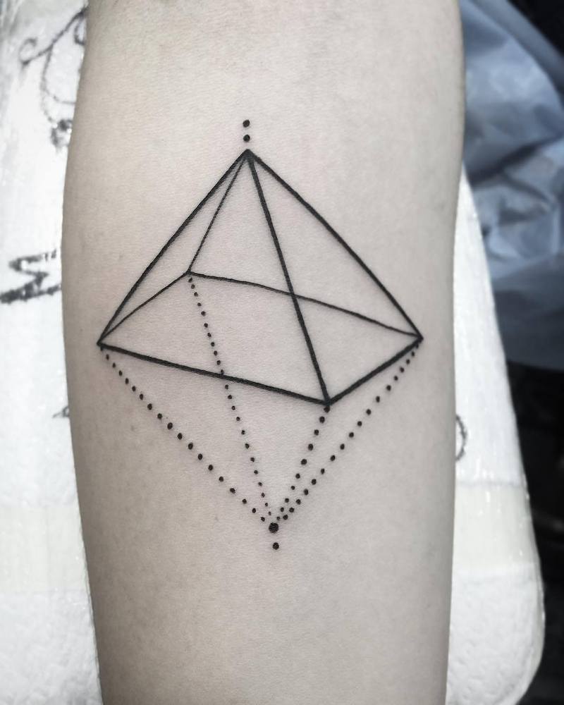  geometry pyramid tatoo architecture arm 