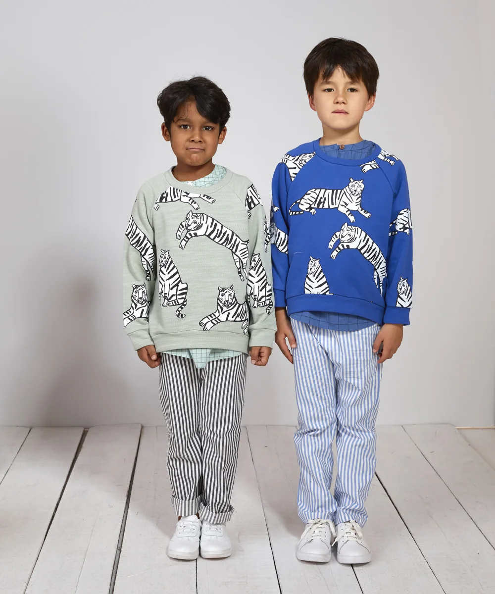 SS17_Blue__green_tiger_sweatshirt-1.jpg