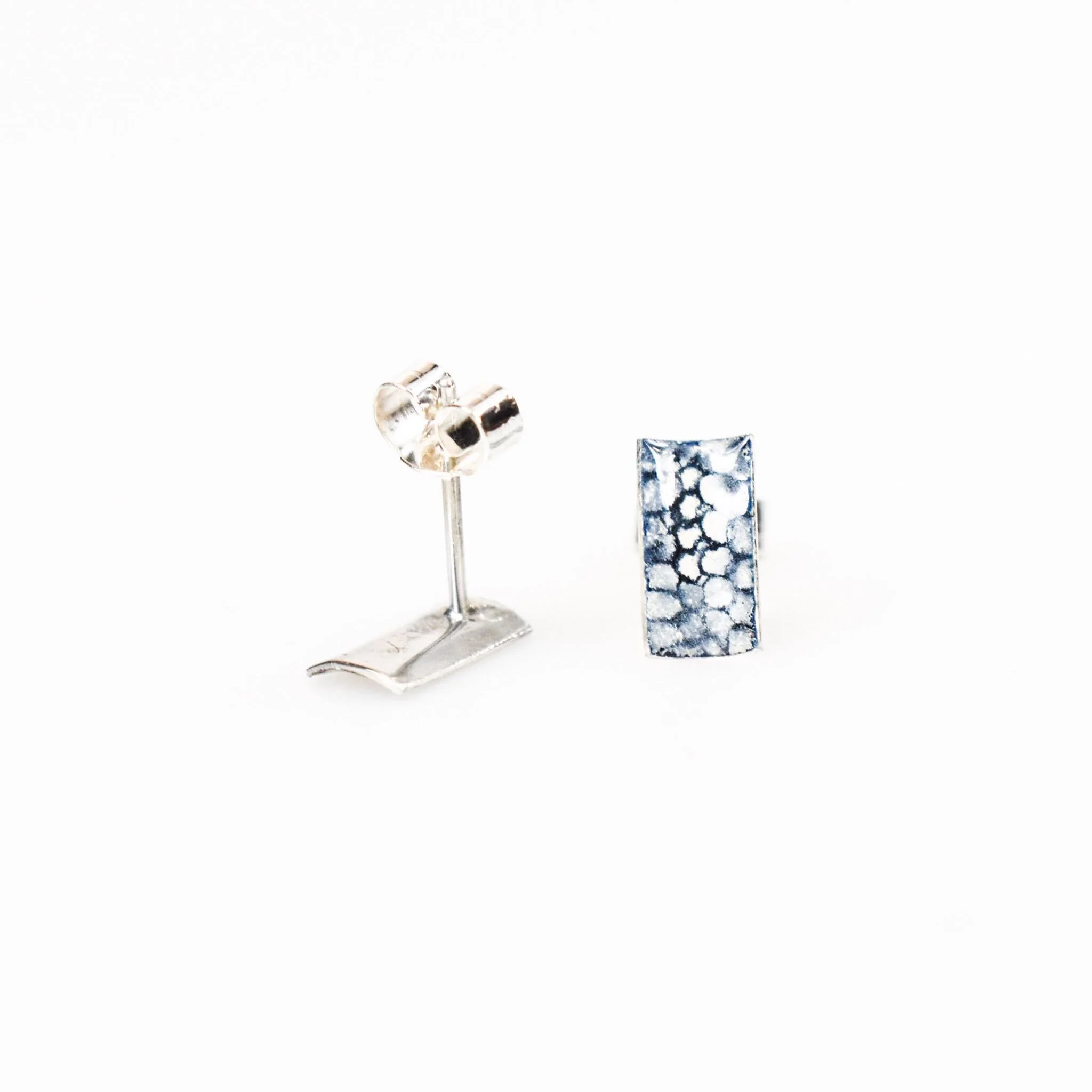 Small square rectangle curved studs - blue.jpg