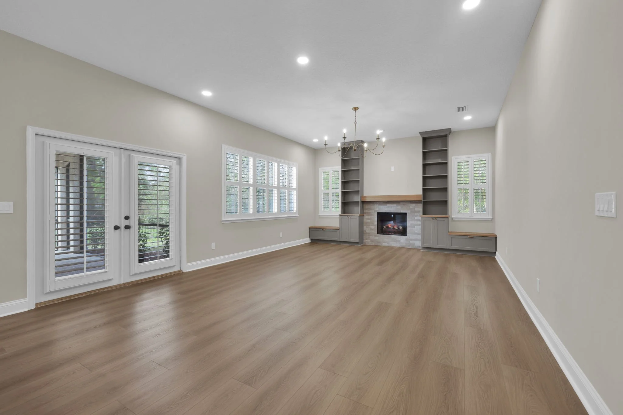 21-web-or-mls-7804 Rittenhouse_019.jpg