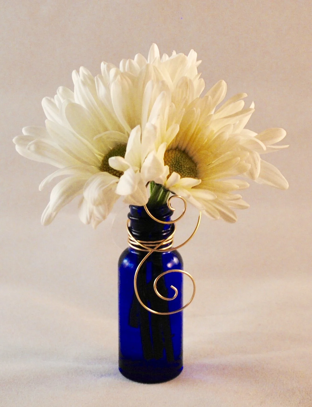 Cobalt Suction Cup Vase