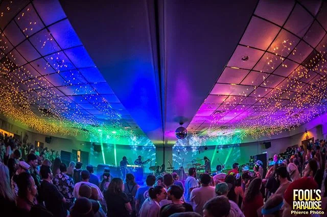 Sneak peek of last night's after party with Jaw Gems 💜 #foolsparadisefl 📷 @phiercephoto