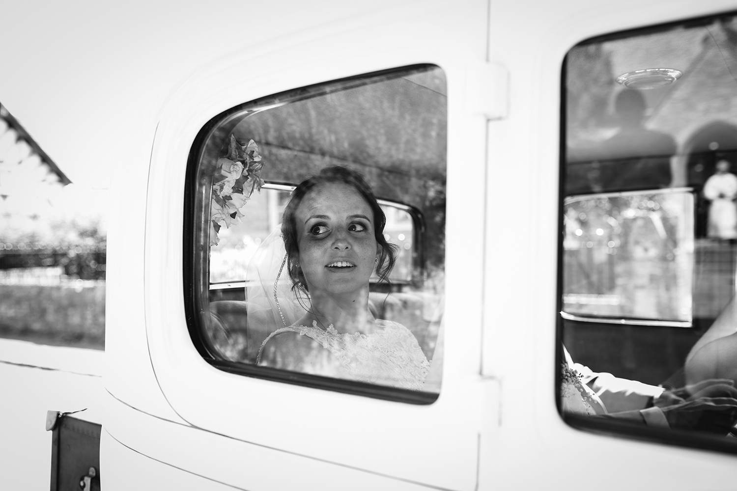 Wedding Photographer Worcester Springhill Barn 022.jpg