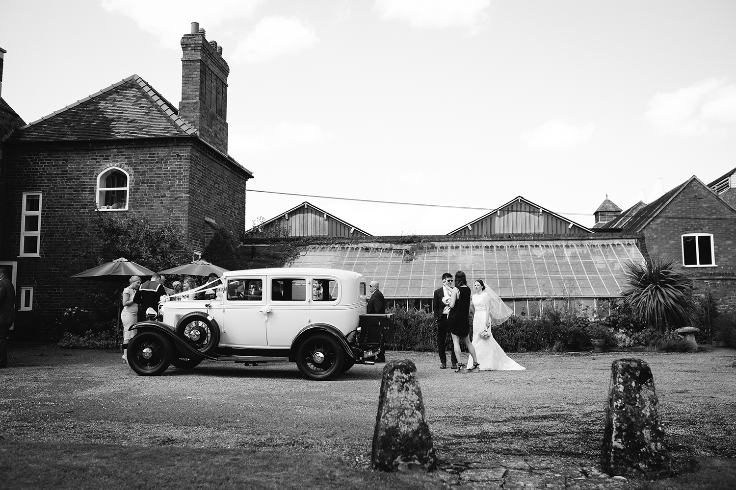 Wedding Photographer Worcester Springhill Barn 039.jpg