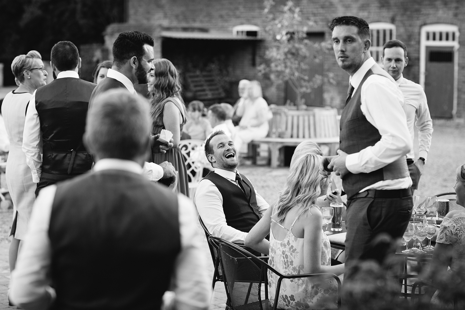 Wedding Photographer Worcester Springhill Barn 085.jpg