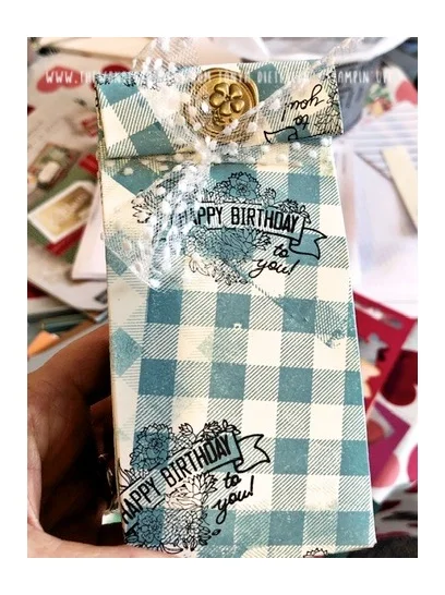 The stamps aren’t retiring on this project (whew!), BUT the gift bag punch box is! This great little tool helps you make all different sizes of gift bags.