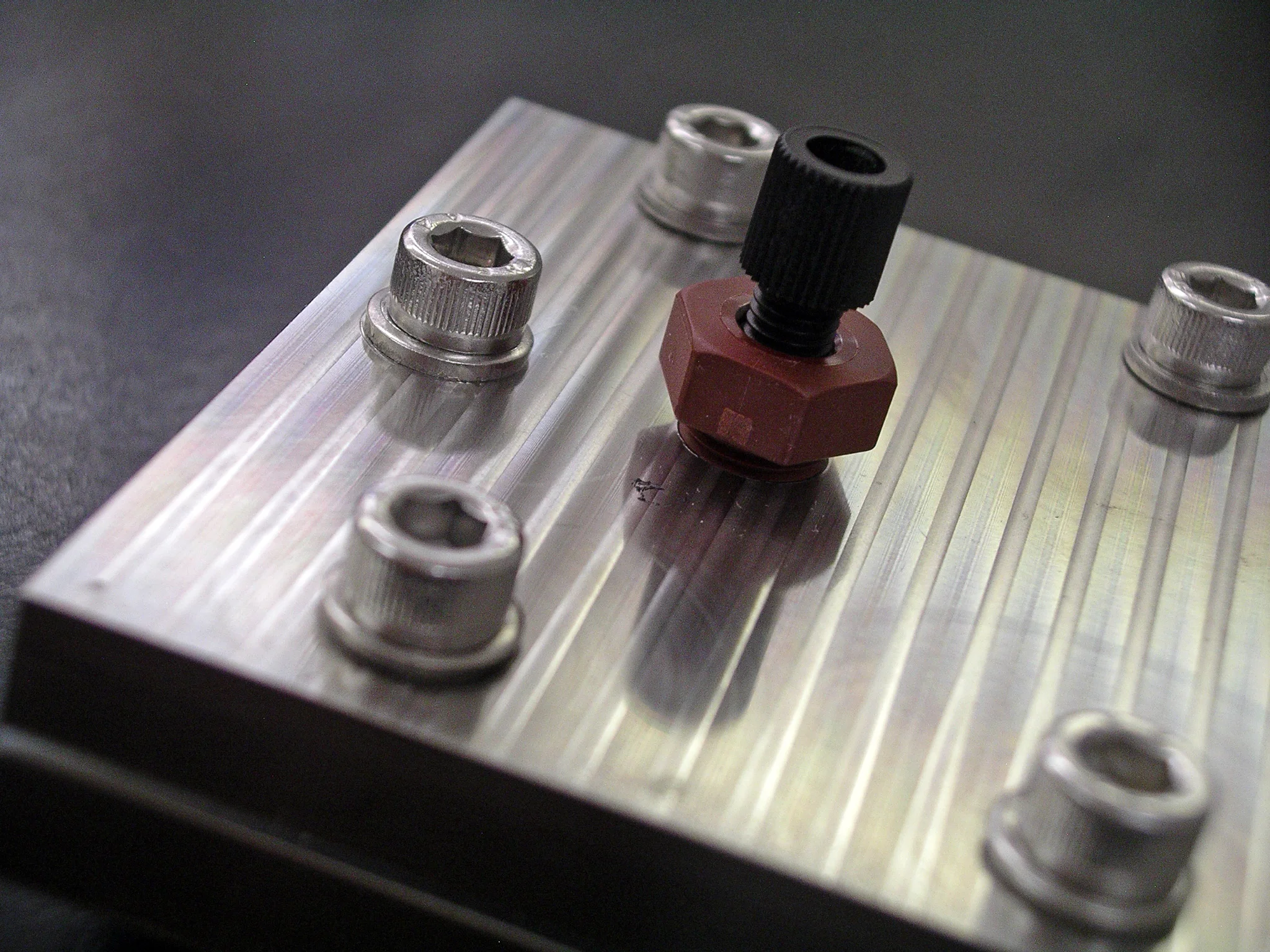 reactor_closeup_1.jpg