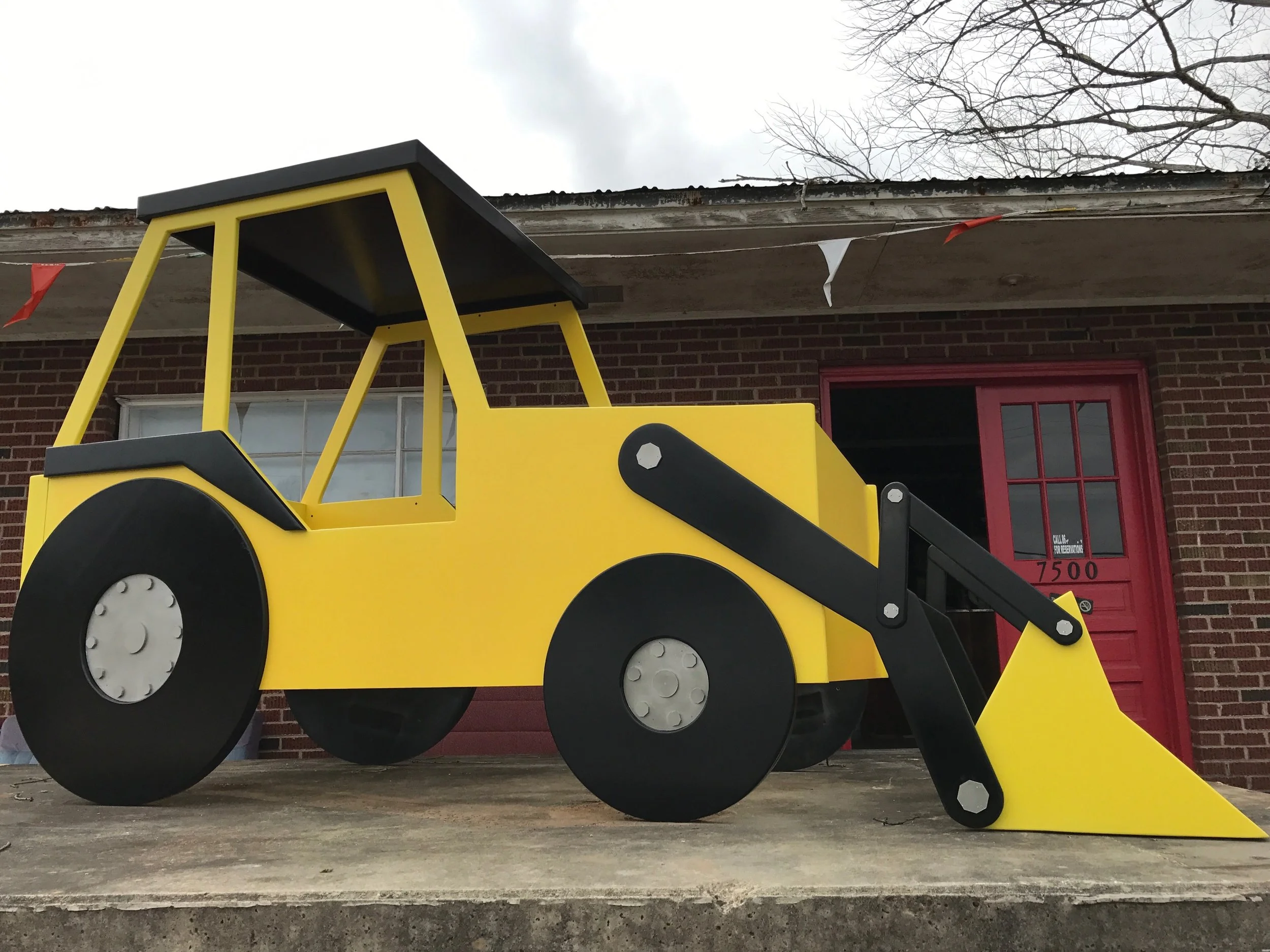 tractor-bed-riseandrunsc-5.jpeg
