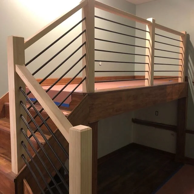 #Horizontalrails for some kiddos play room. #riseandrunsc #riseandrunstairworks