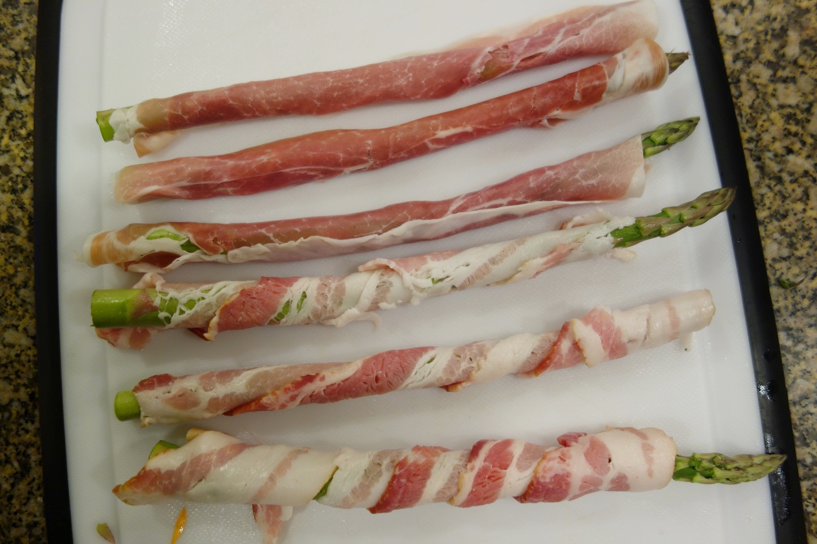 Here you can see prosciutto (top 3) and bacon (bottom 3) as wraps. The bacon is too thick to crisp up nicely. You can buy Pork belly and slice it thinner, or just take my advice and use prosciutto.