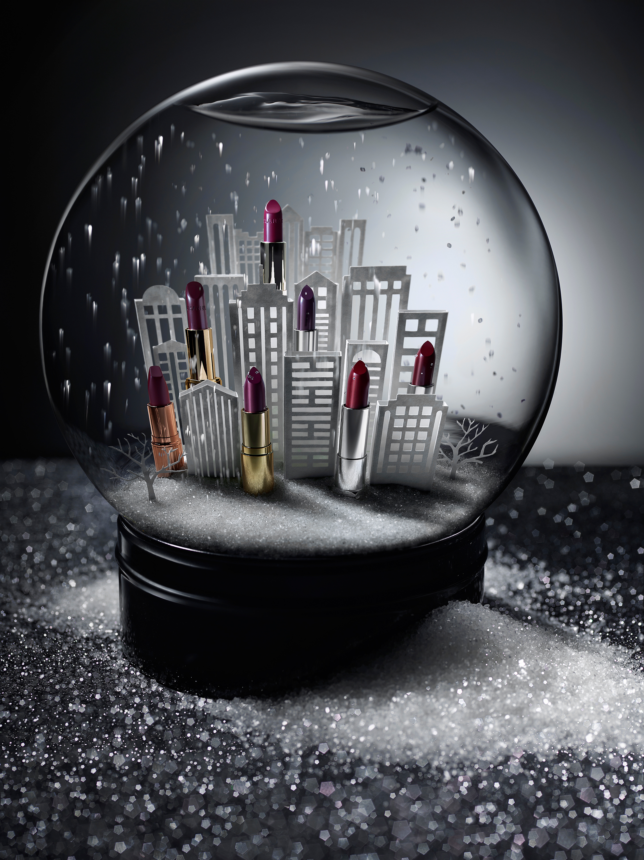 Fashion Mag Snow Globe-WIP5_RESAT.jpg