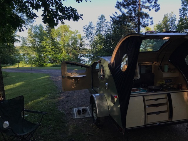 Vistabule Teardrop Trailer Hoogland.jpeg