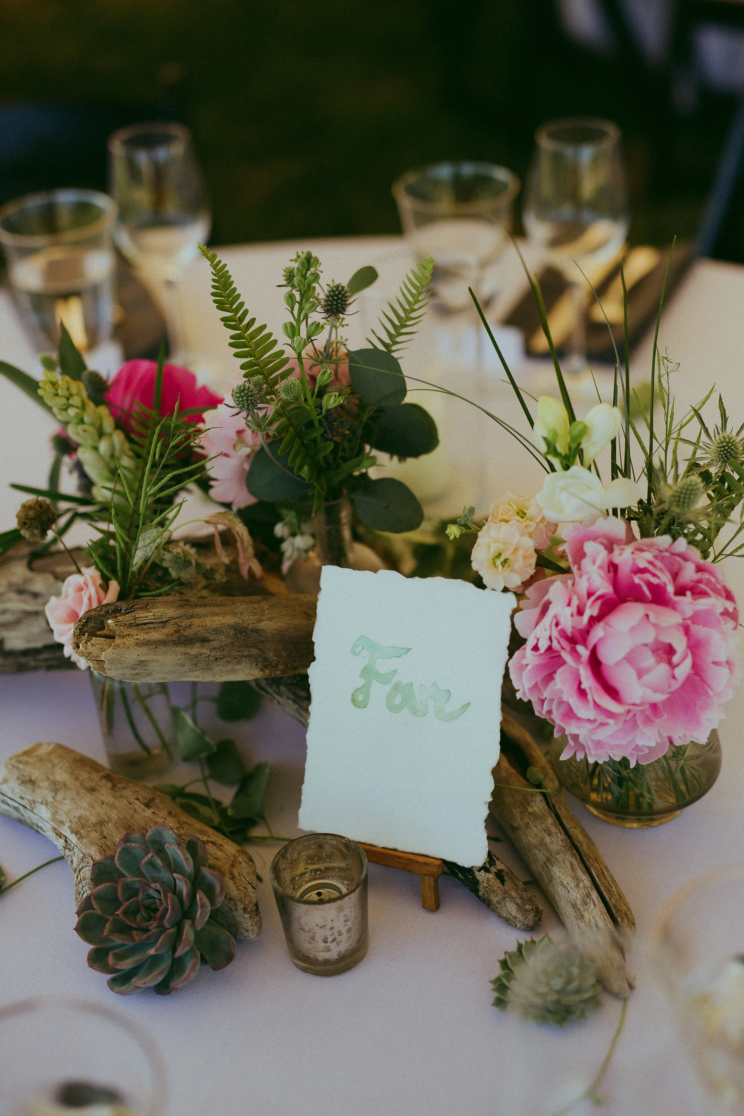 Shane+Lindsey_Married_5196.jpg