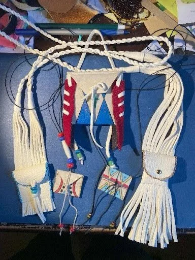 Anikeyashikwe at Ash River: Puzzlepouch Demonstration